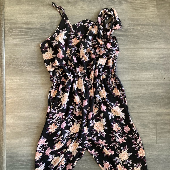 SOLD - Picture 1 of 4